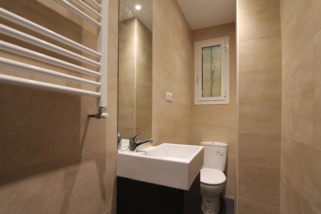 Apartamentos Dali มาดริด ห้อง รูปภาพ