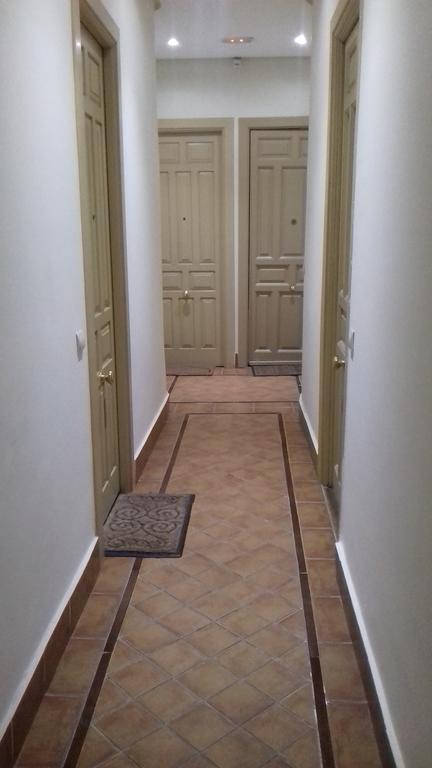 Apartamentos Dali มาดริด ภายนอก รูปภาพ