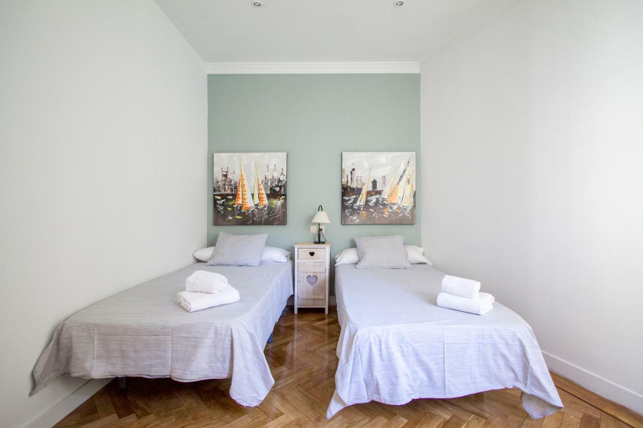 Apartamentos Dali มาดริด ภายนอก รูปภาพ