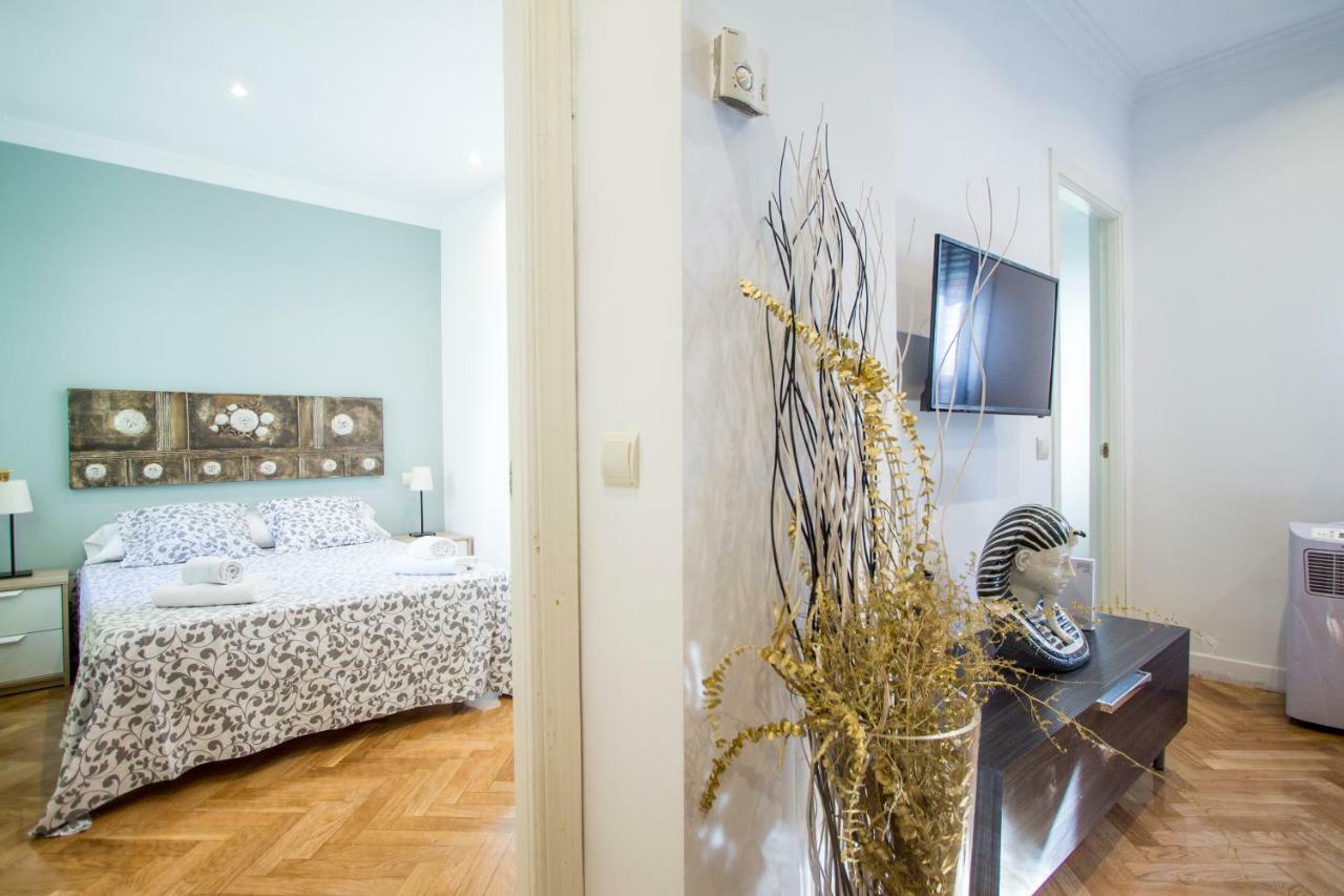 Apartamentos Dali มาดริด ภายนอก รูปภาพ